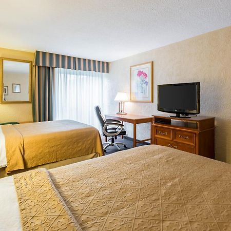 Quality Inn And Conference Center I-80 Grand Island Doniphan Экстерьер фото