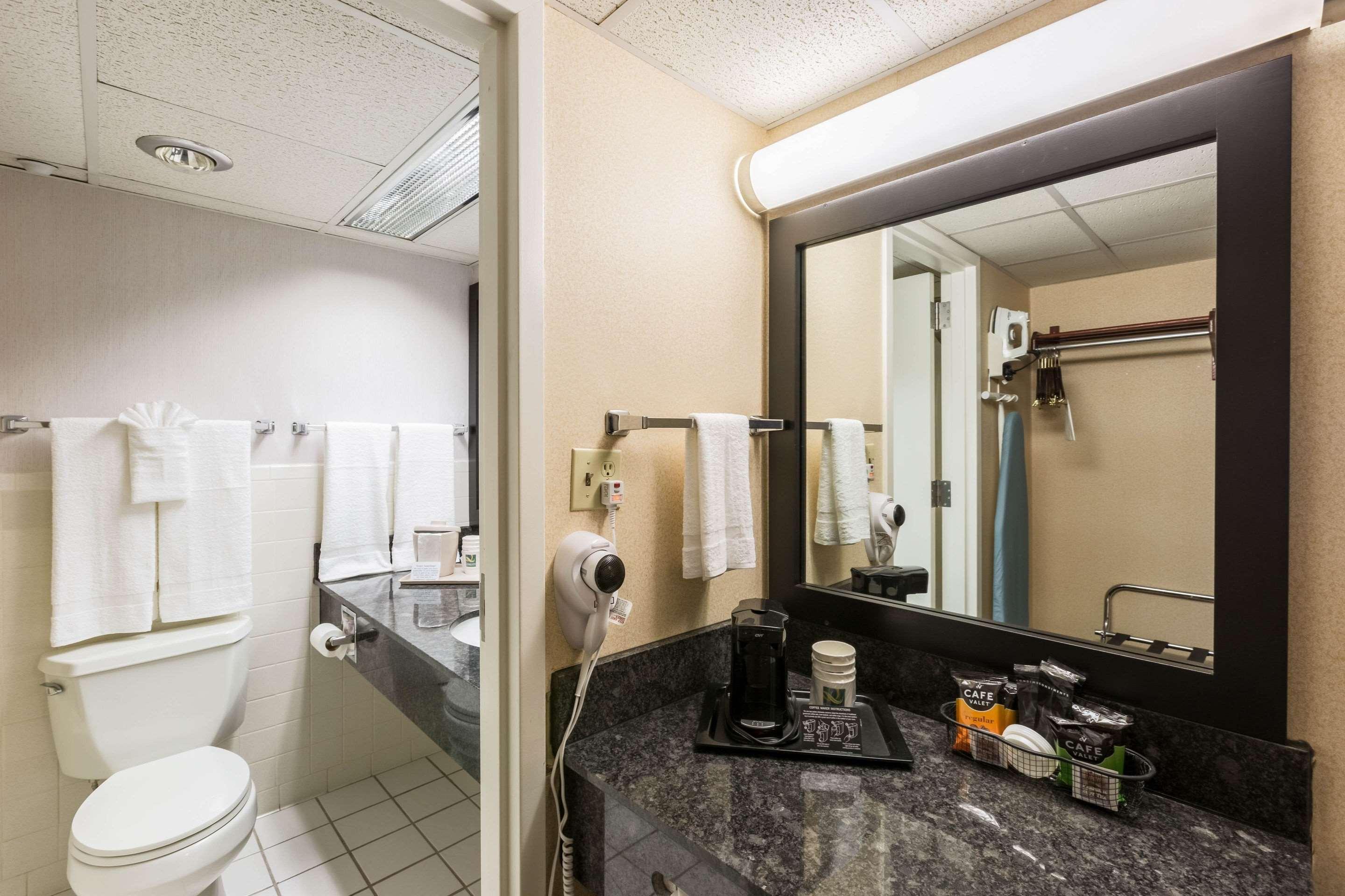 Quality Inn And Conference Center I-80 Grand Island Doniphan Экстерьер фото